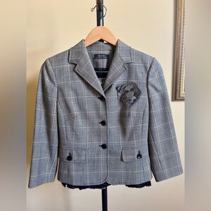 Identity Jacket and Skirt Suit Plaid Grey Tan Size 2